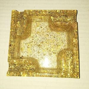 *NEW*:Cryzbitz Golden Ashtray